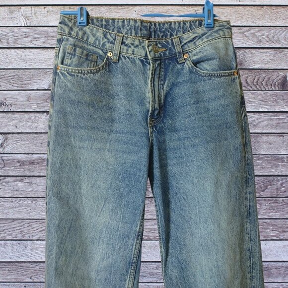 H&M Divided Women's Size 2 Denim Casual Jeans Acid Wash? High Waisted - Picture 2 of 7